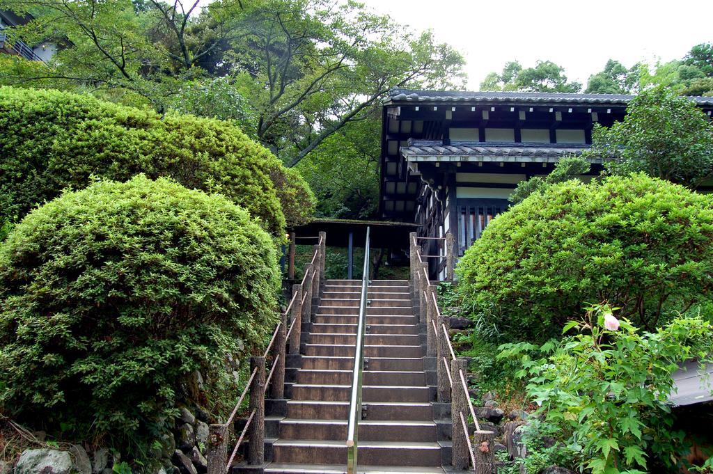 ホテル 雉子亭 豊栄荘 箱根町 エクステリア 写真